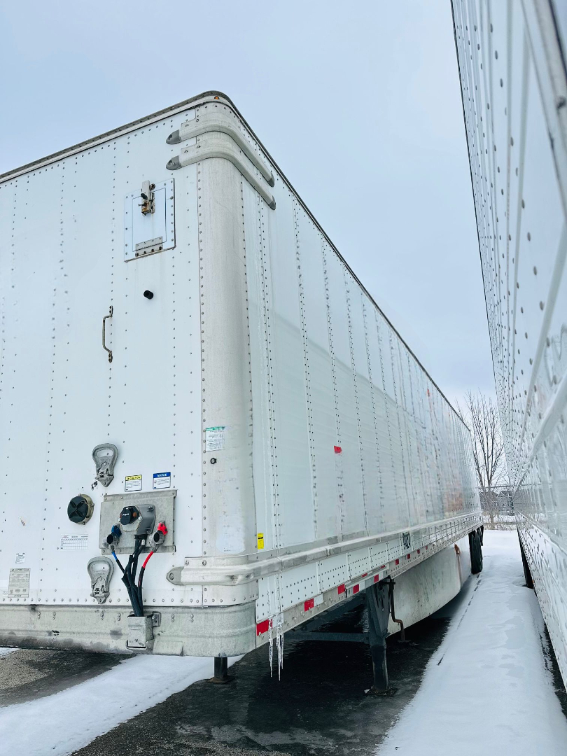 
								2022 HYUNDAI DRYVAN full									